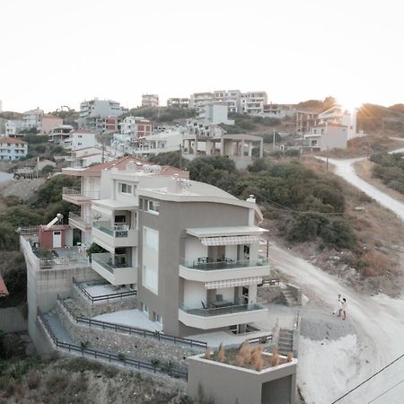 Dk Luxury Suite Nea Peramos  Exterior photo