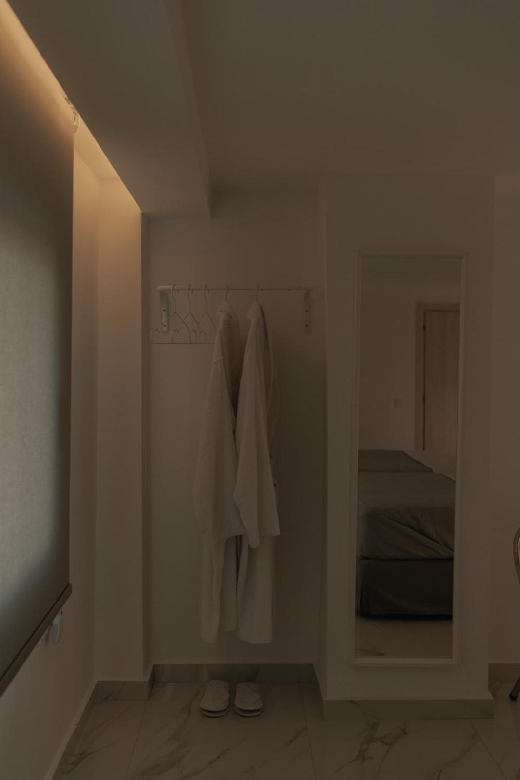 Dk Luxury Suite Nea Peramos  Exterior photo